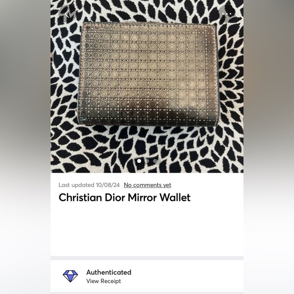 Christian Dior Mirror Wallet - Picture 7 of 10